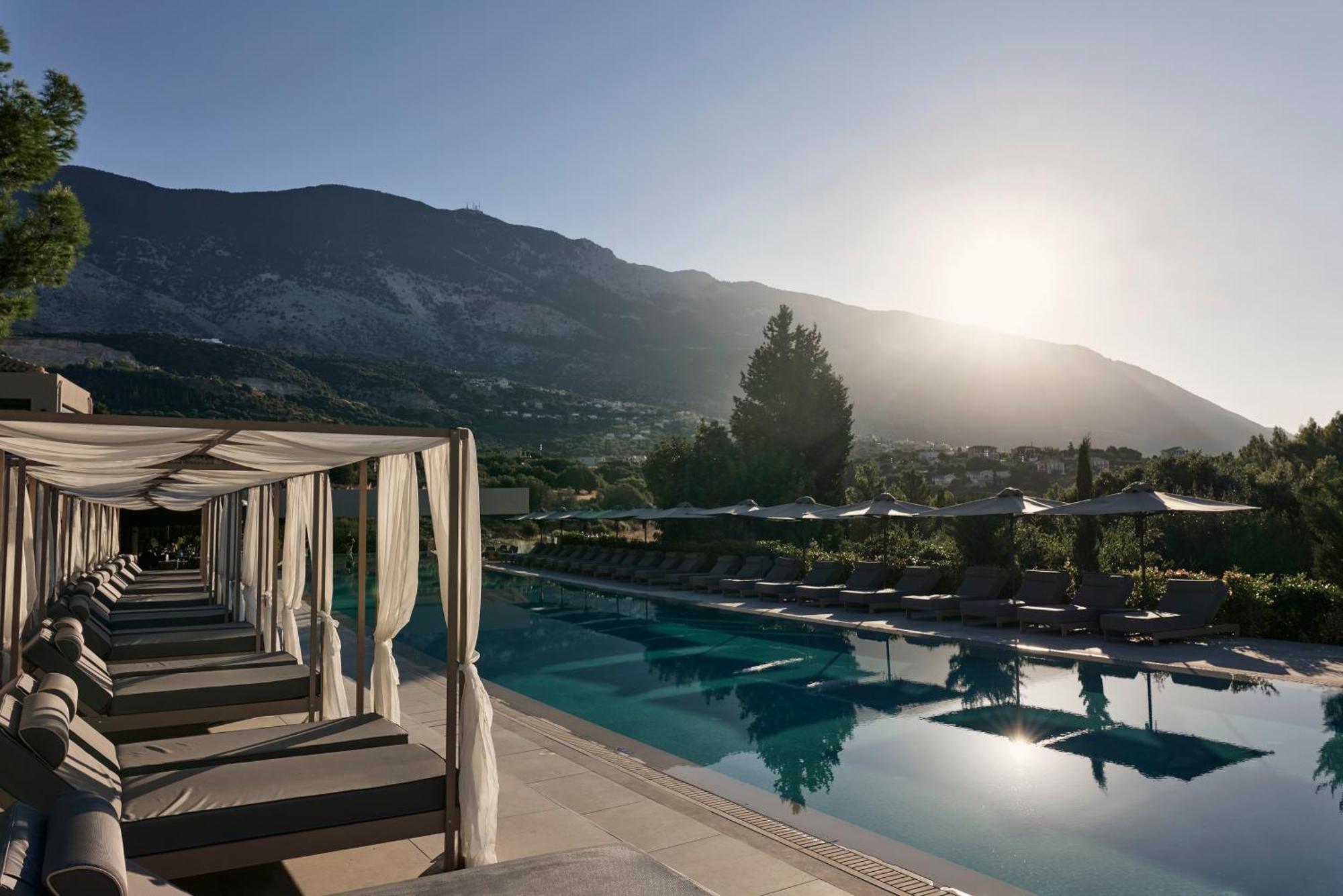 Celestial All Suites Afrato Eksteriør bilde