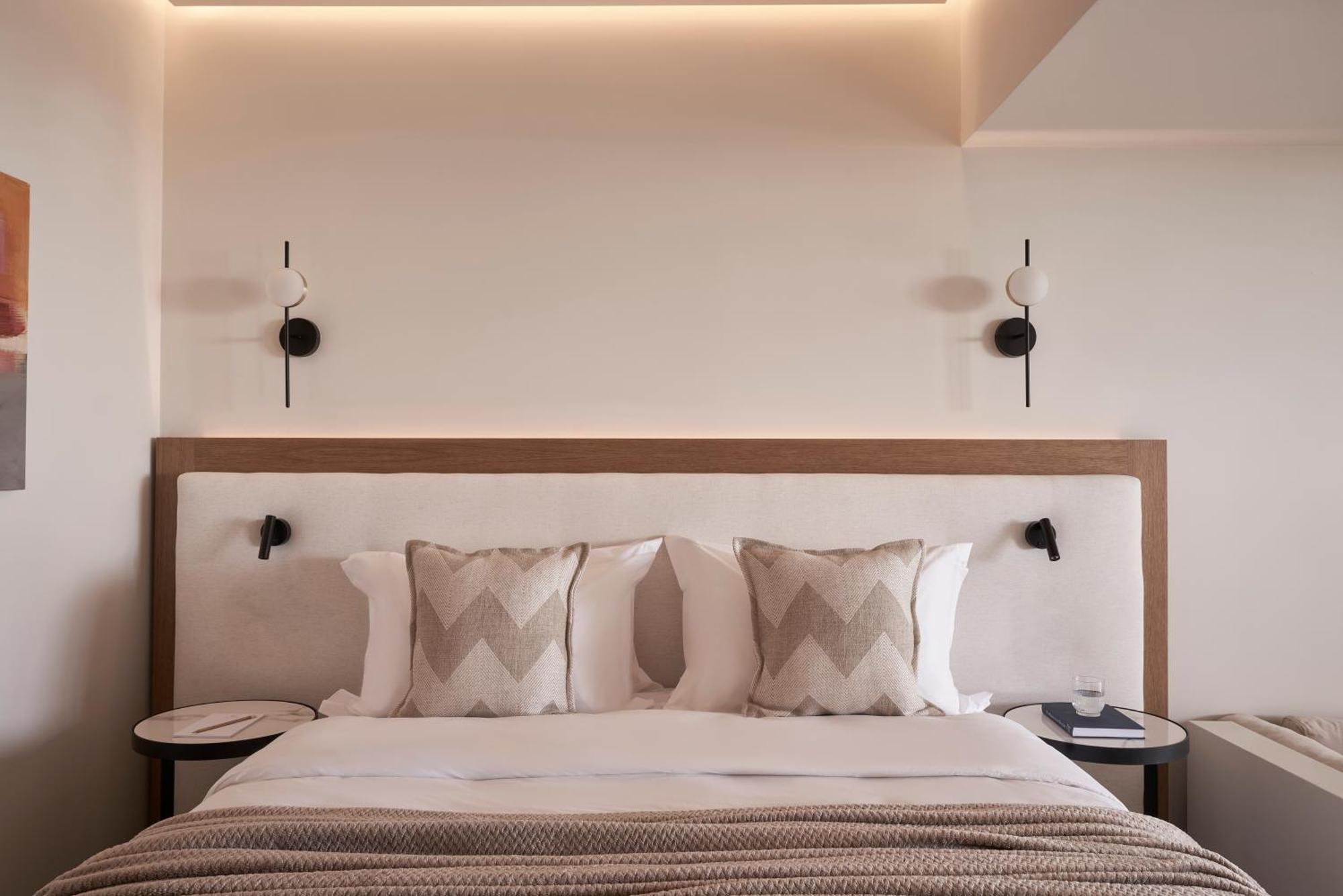 Celestial All Suites Afrato Rom bilde
