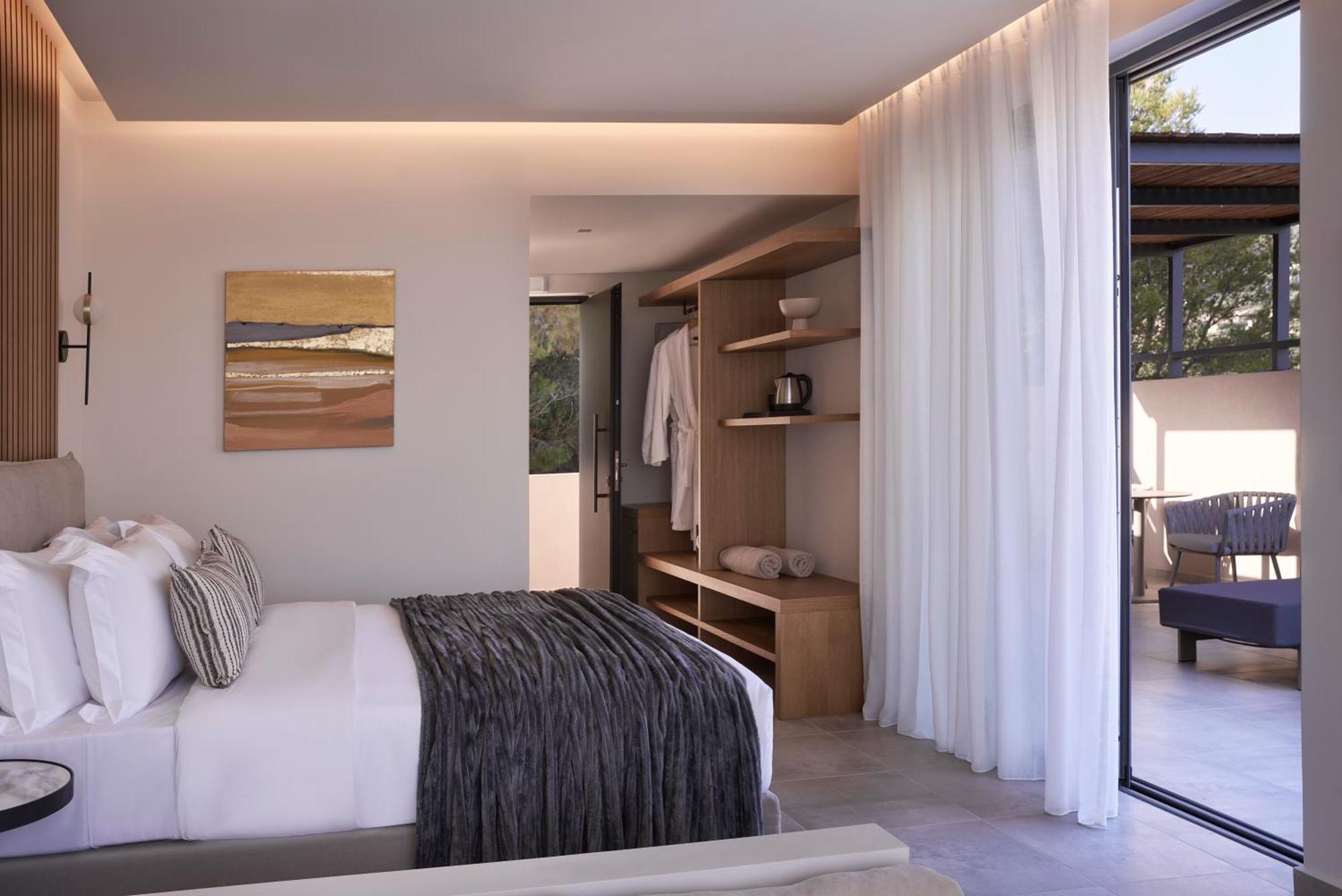 Celestial All Suites Afrato Eksteriør bilde